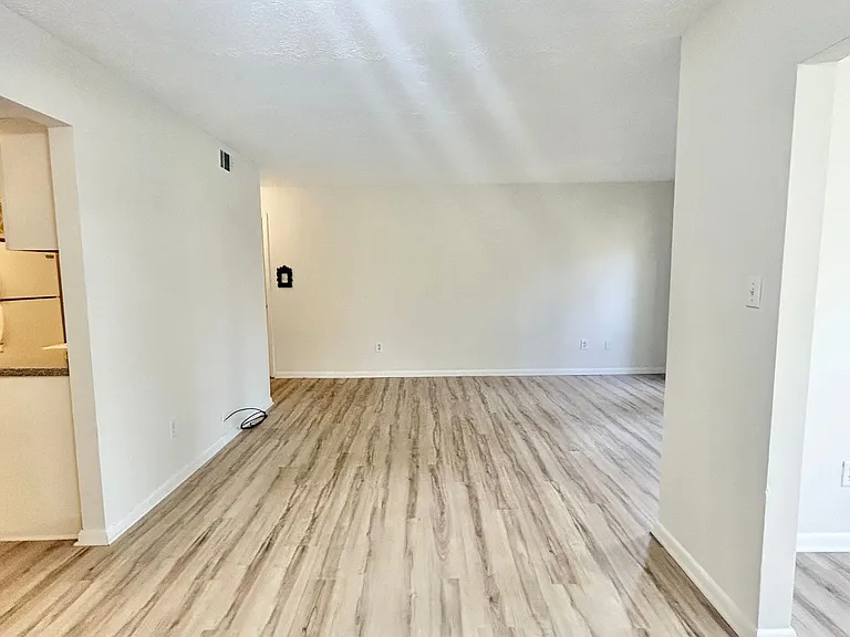 5153 Roswell Rd #2 — Photo 5
