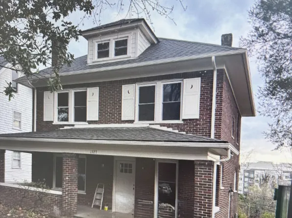 1327 Hamilton Ter SE, Roanoke, VA 24014