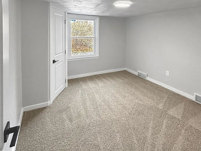 62 Noblestown Rd — Photo 55