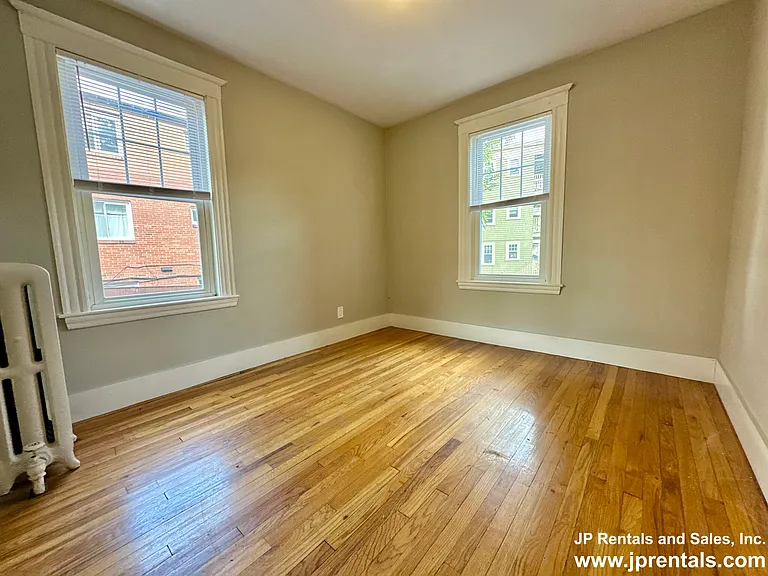 4094 Washington St #1L — Photo 11