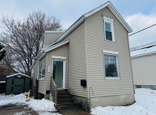 313 S 7th Ave, Alpena, MI 49707