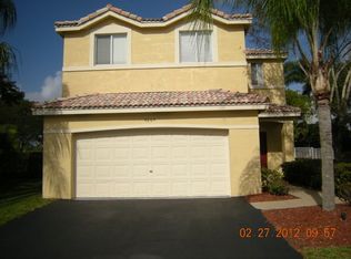 4004 Pine Ridge Ln, Weston, FL 33331