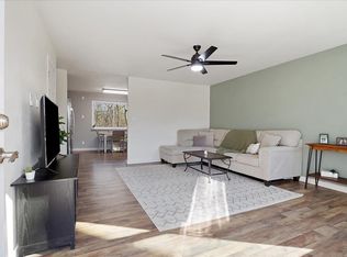 411 Puetz Ln, Gray Summit, MO 63039