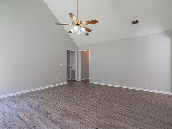 3rd image of 1616 Shane Cir