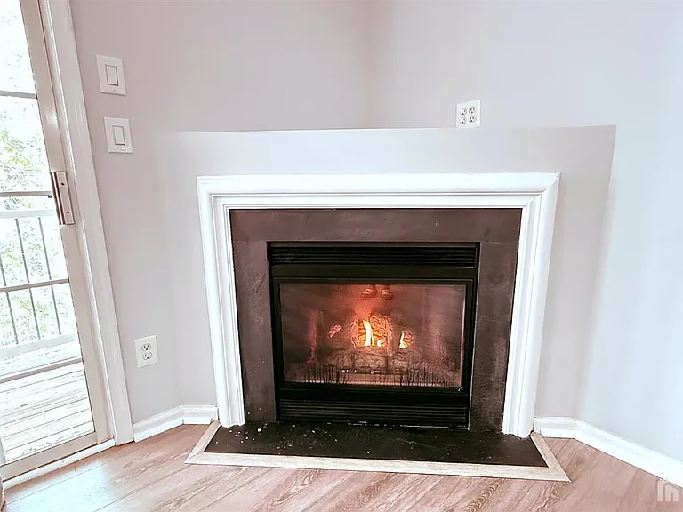 434 Waterford Dr — Photo 16