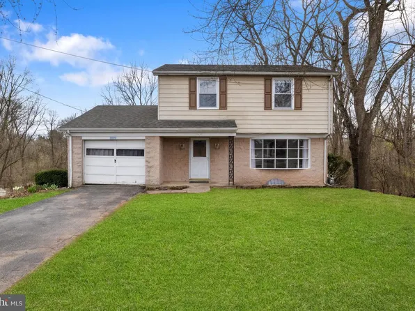 2636 Sedgewick Ave, Dover, PA 17315