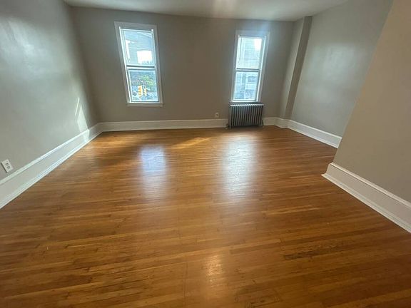 2nd image of 4135 Ridge Ave #2