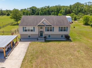 1672 Weymouth Rd, Vineland, NJ 08360