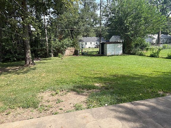 5th image of 7722 W 66th St