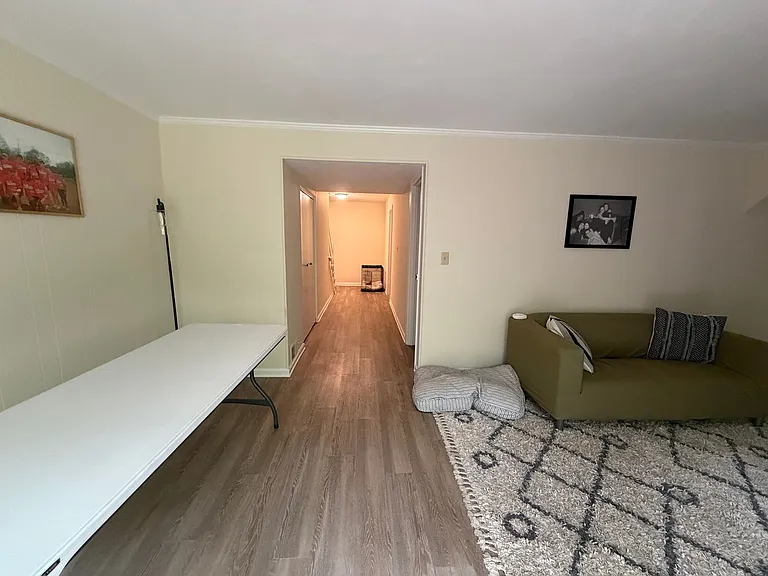 107 Georgetown Grn — Photo 38