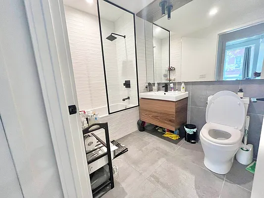 Rented by Doorway NYC, LLC | media 33