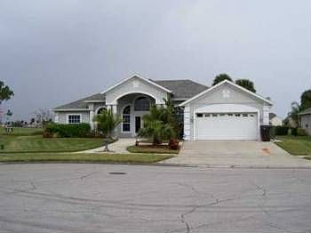 1st image of 2119 Eagleview Ct
