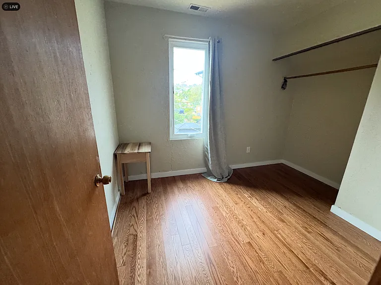 3306 S Oregon St — Photo 5