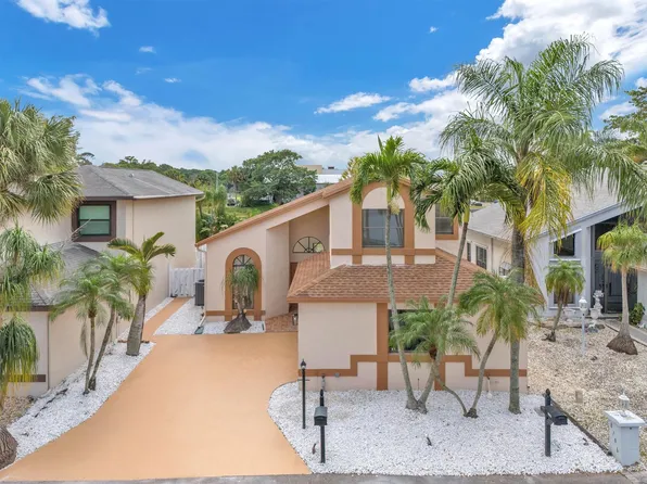 8694 Kimble Way, Boca Raton, FL 33433