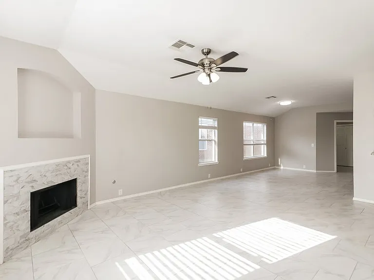 6027 Water Violet Ln — Photo 3
