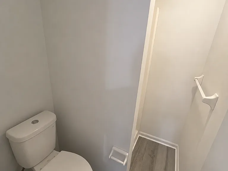 1040 Patrick Dr #1048 — Photo 12