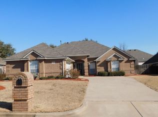 115 Daisey Ln, Justin, TX 76247
