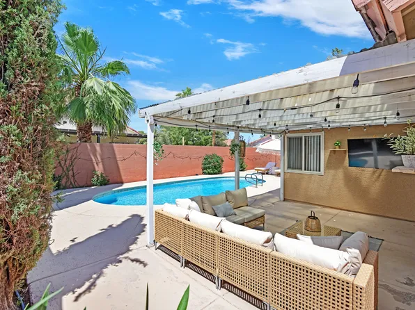 572 Macbrey Dr, Las Vegas, NV 89123