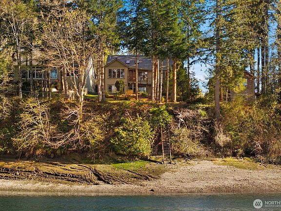 3rd image of 730 SE Nelson Road