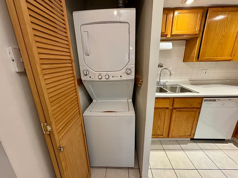 244 Klein Creek Ct #1A — Photo 12