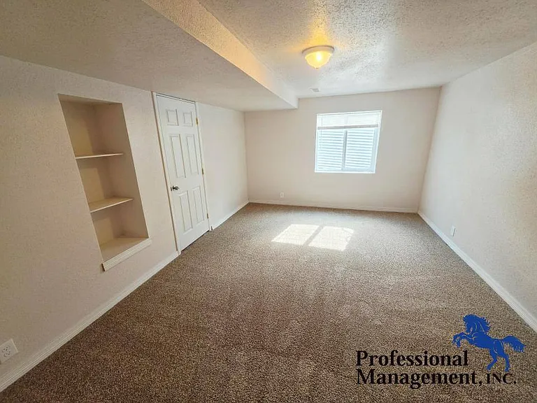 3914 Lasso Ln — Photo 9