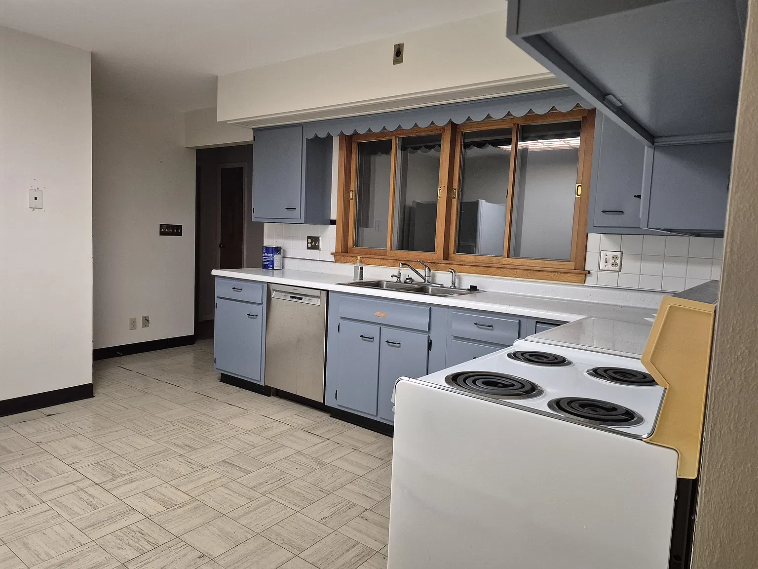 3 bed, 1761 sqft, $1,650 — Photo 1