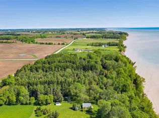 N2490 Lakeshore Rd, Kewaunee, WI 54216