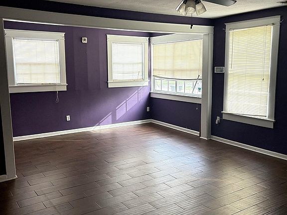 3rd image of 5157 Wilmot St