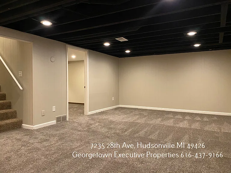 7235 28th Ave — Photo 32