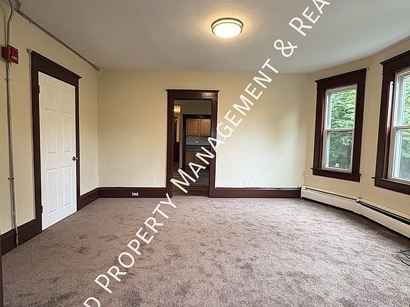4th image of 136 Social St #3R