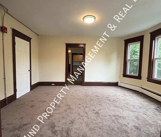 136 Social St #3R — Photo 4
