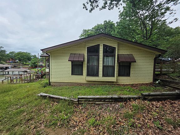 4th image of 100 Tangle Dr