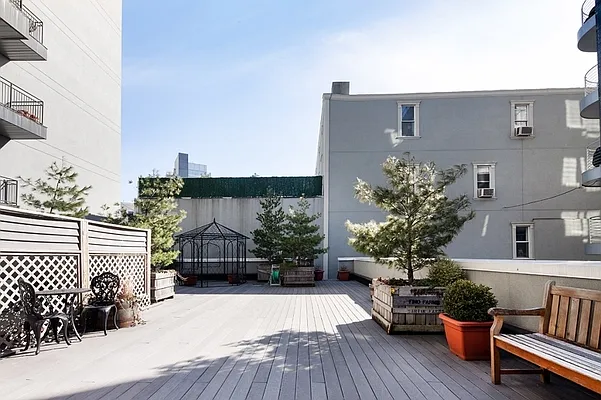 Sold by Citi Habitats | media 4