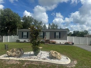 7203 W Brady Ln, Homosassa, FL 34446