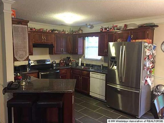 4th image of 6378 Manchester Dr