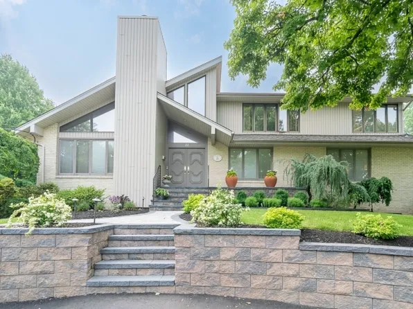 33 Fernhill Rd, Springfield Twp., NJ 07081