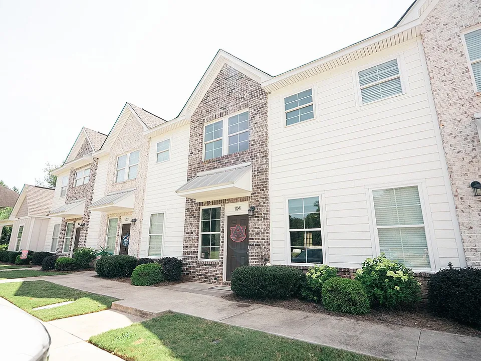 3855 Academy Dr #104