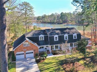 3900 Regal Ct, Virginia Beach, VA 23452