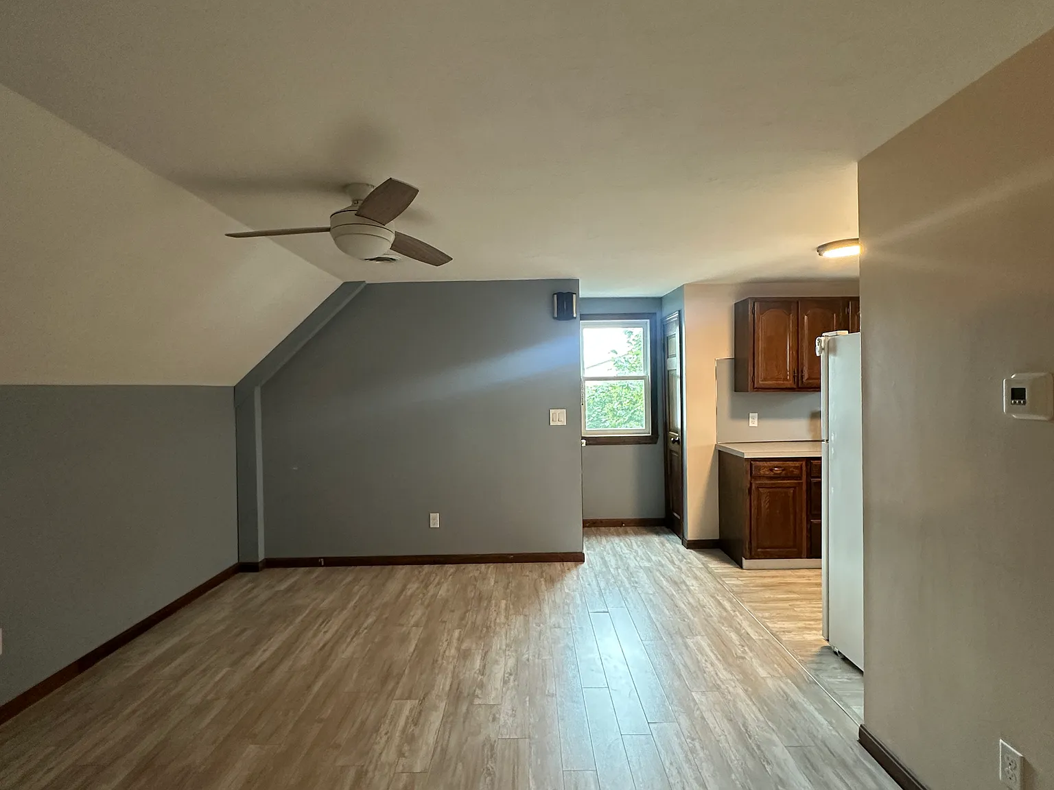 2 bed, 1100 sqft, $2,250 — Photo 2