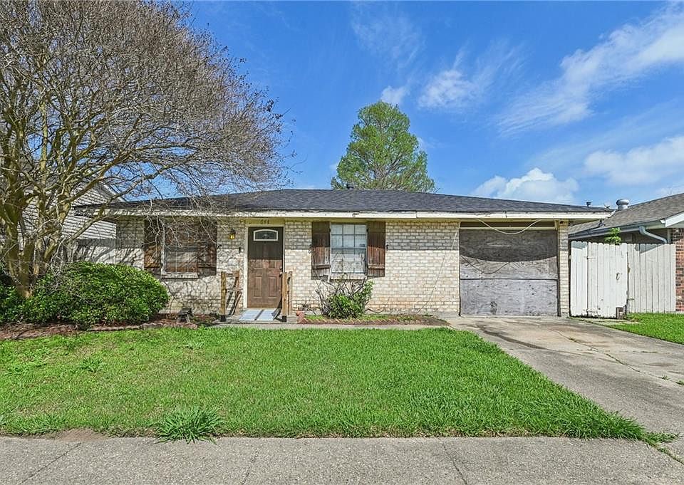 1st image of 644 Ronson Dr