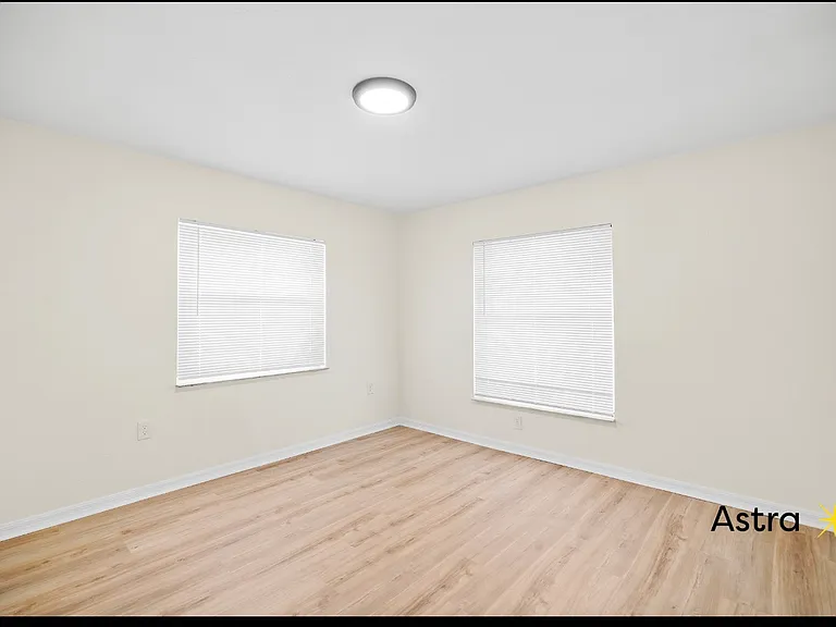 966 22nd Ave S #109 — Photo 7