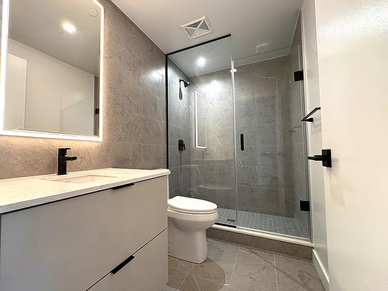 609 Sherbourne St #4205 — Photo 26