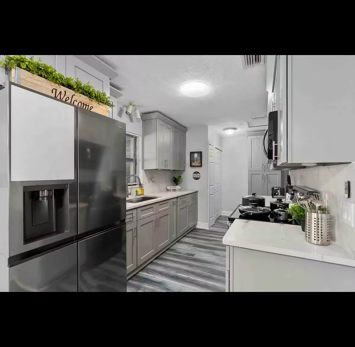 3 bed, 2236 sqft, $2,700 — Photo 3