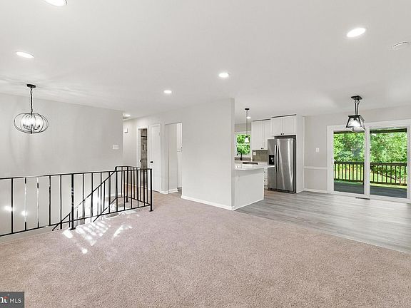 3rd image of 13449 Nascoby Ln