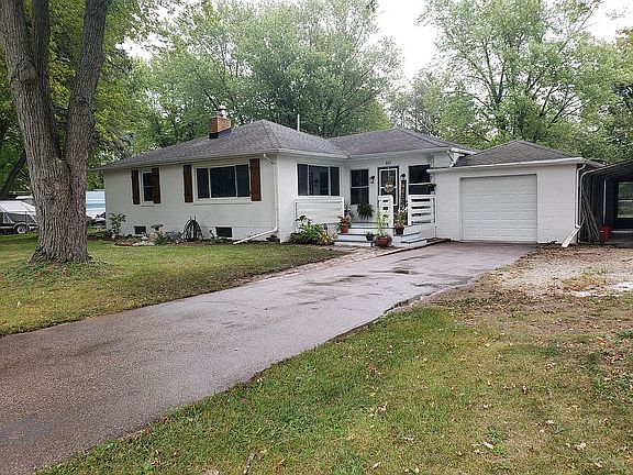 4th image of 823 W Baxterwood Ln