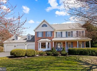 111 Milton Cir, Lititz, PA 17543