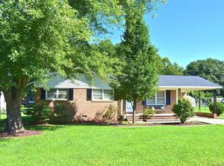 2884 Wendover Rd NW, Concord, NC 28027