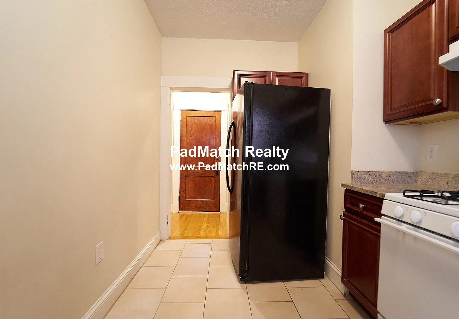 4 bed, $3,995 — Photo 2