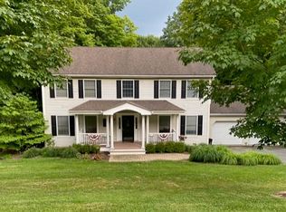 11 E Maple Ave, Long Valley, NJ 07853