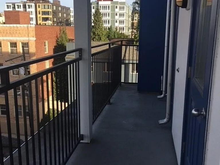 Affordable Studios on Cap Hill! — Photo 24